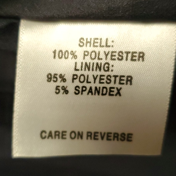 GORGEOUS NWT ST. JOHN WINTER COAT - Picture 8 of 9